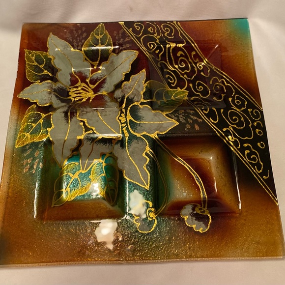 Gorgeous Desti Design Glass Divided Serving Dish - Picture 4 of 6